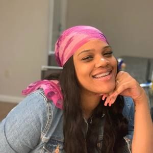 Meet your Posher, Nora minter